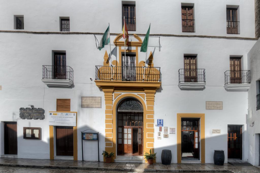 Hotel Tugasa Convento San Francisco مْبيخير ذي لا فرونتيرا المظهر الخارجي الصورة